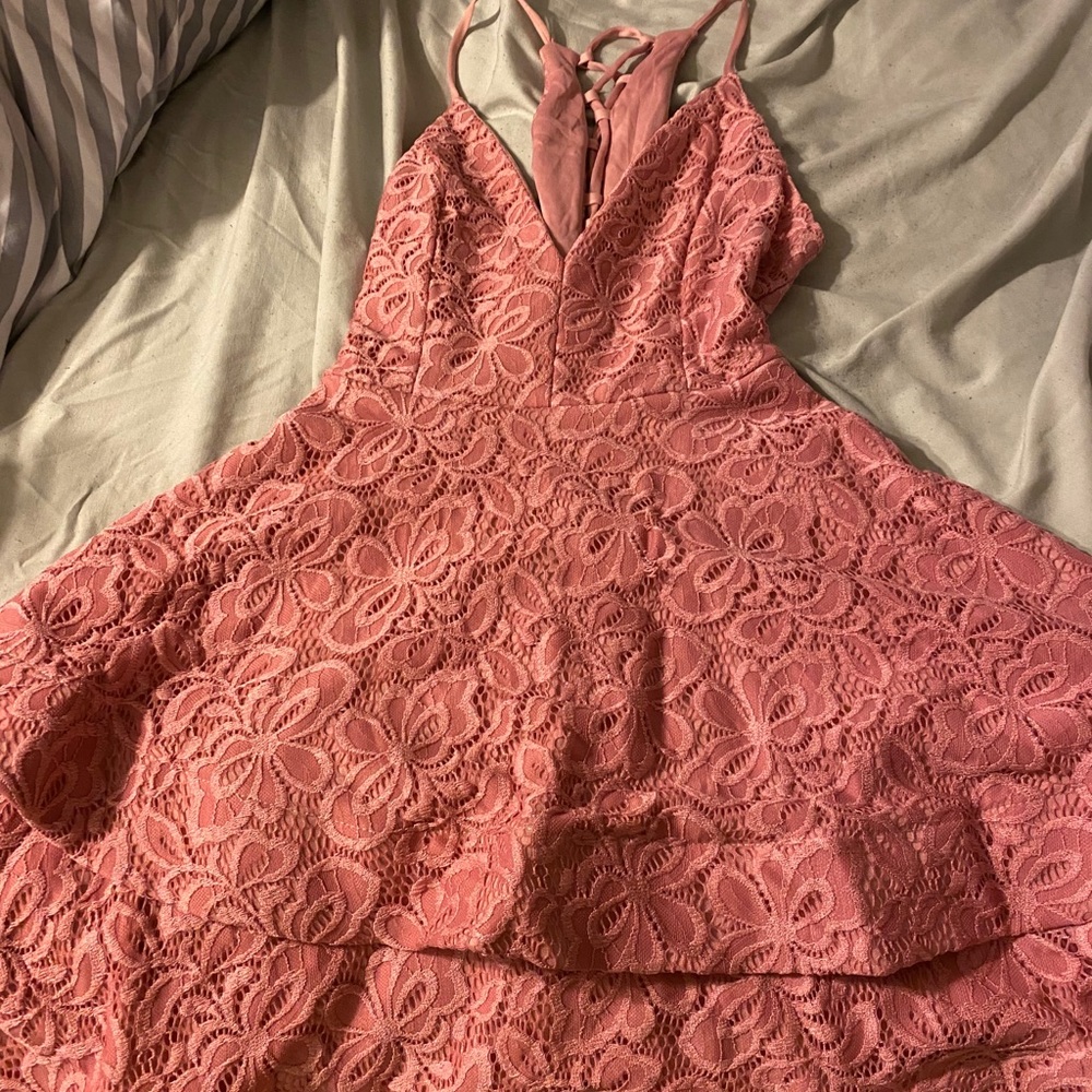 dresses / whole pieces